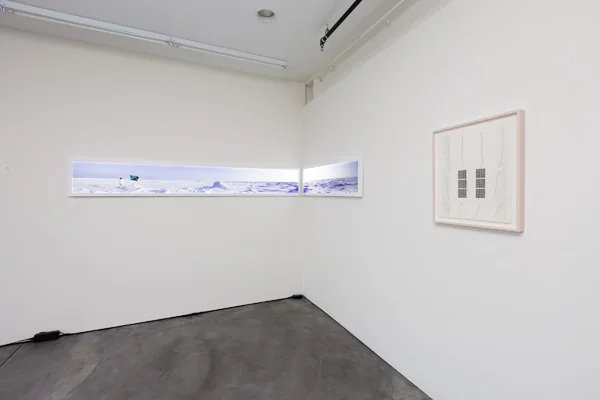 Christopher Badger, Trevor Paglen, Katie Paterson, Robert Smithson, Tavares Strachan, Michelle Stuart - Life: On The Moon