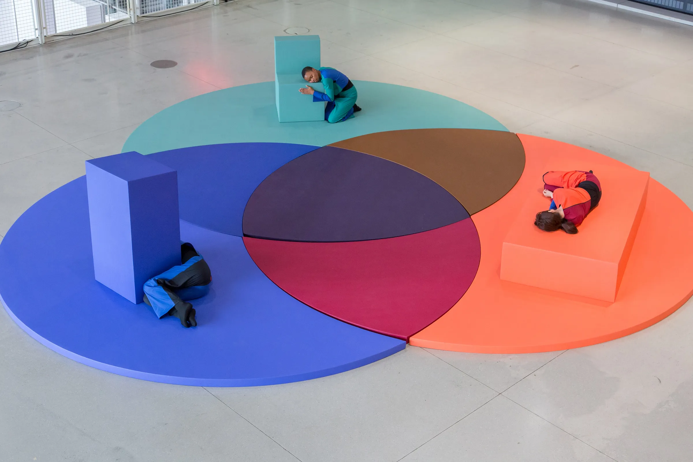 Handle / Poignée, 2018. Performance and video installation 14:21 minutes