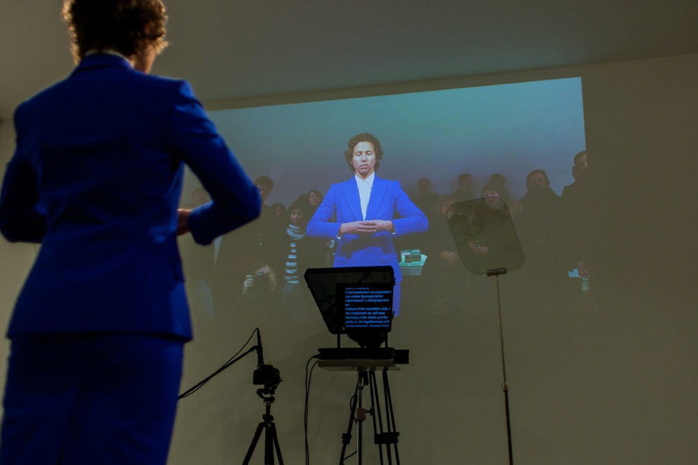 Stand Behind Me, 2013. Performance documentation image